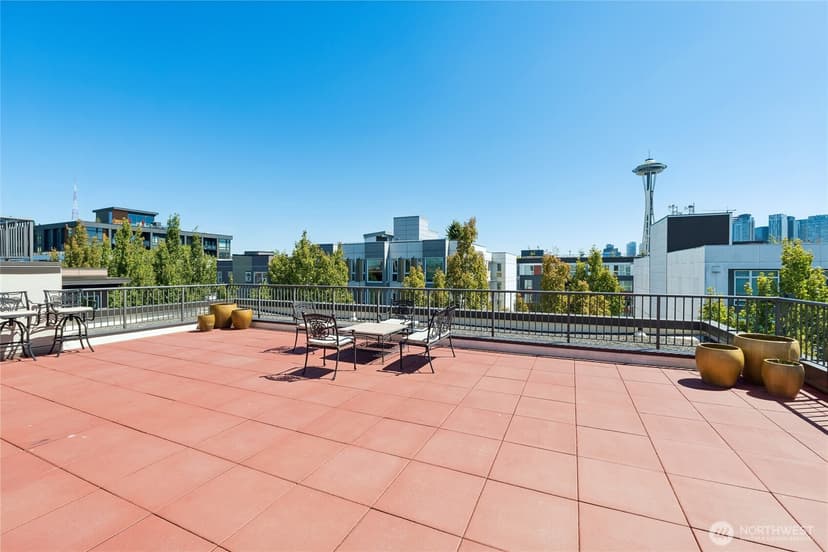 Property photo for 323 Queen Anne Avenue N #711, Seattle photo 30