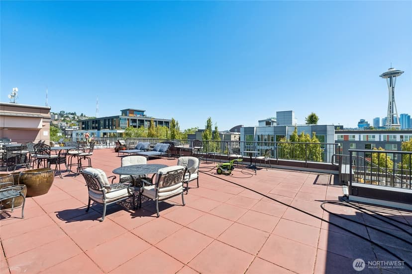 Property photo for 323 Queen Anne Avenue N #711, Seattle photo 28