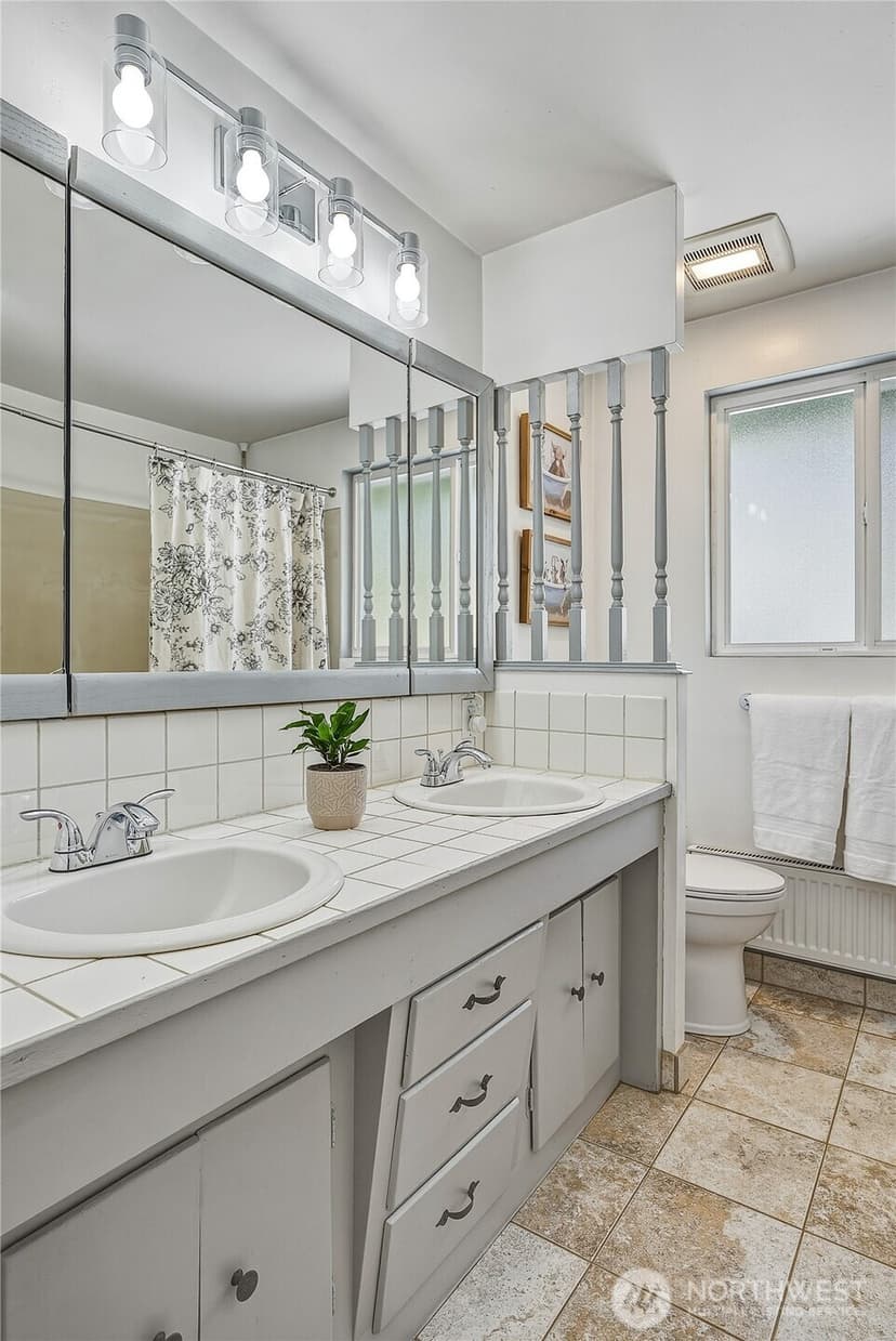 Property photo for 20818 77th Place W, Edmonds photo 27