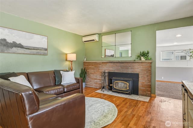 Property photo for 20818 77th Place W, Edmonds photo 4