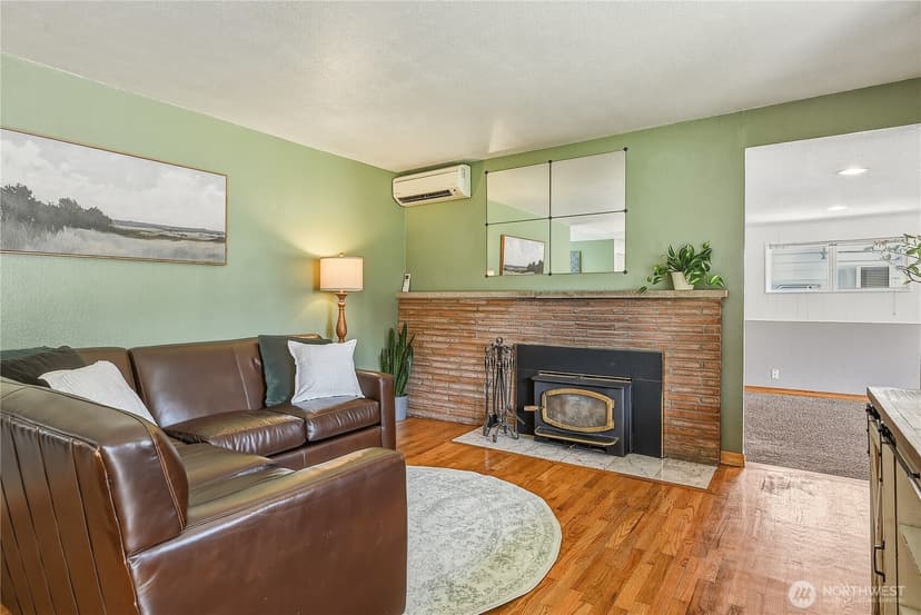 Property photo for 20818 77th Place W, Edmonds photo 4