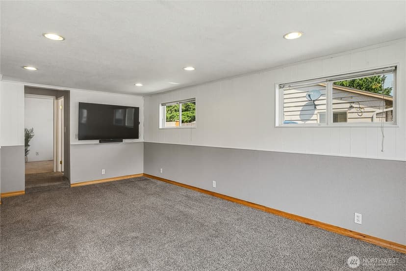 Property photo for 20818 77th Place W, Edmonds photo 14
