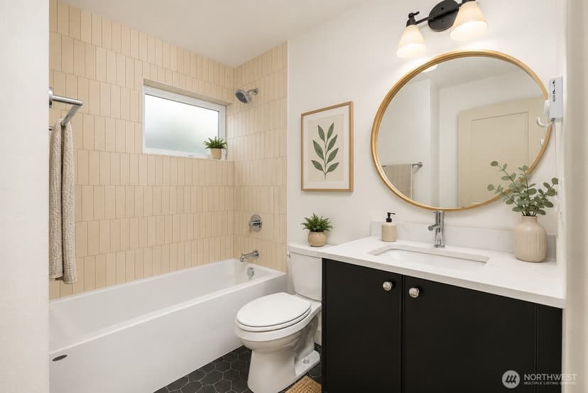 Property photo for 1255 NE 100th Street, Seattle photo 4