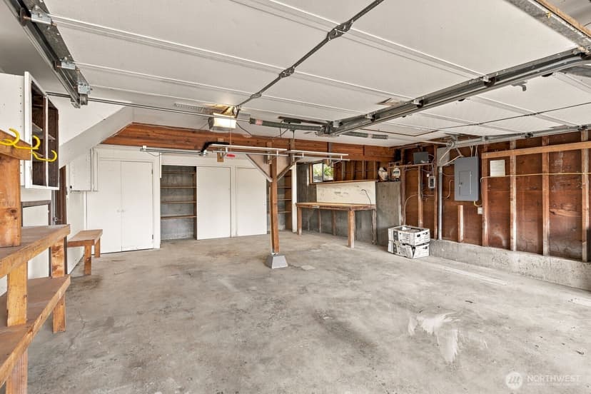 Property photo for 14805 37th Avenue NE, Lake Forest Park photo 22