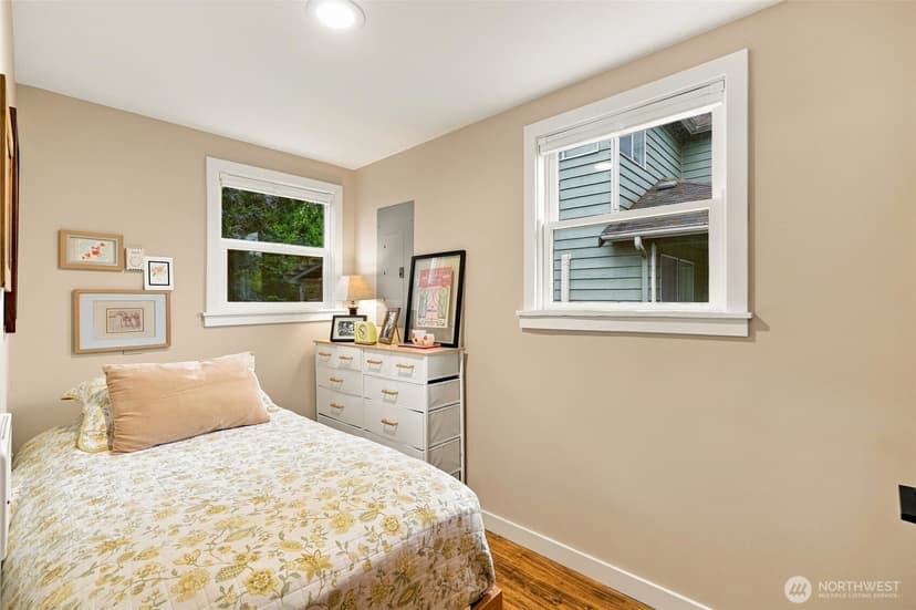 Property photo for 3023 NE 133rd Street, Seattle photo 14