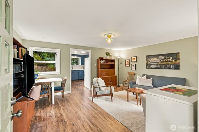 Property photo for 3023 NE 133rd Street, Seattle photo 4