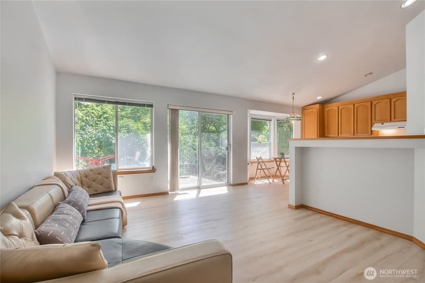 Property photo for 1825 SW 331st Street, Federal Way photo 15