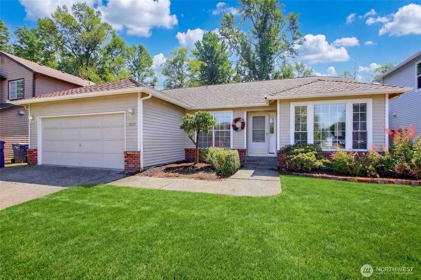 Property photo for 1825 SW 331st Street, Federal Way