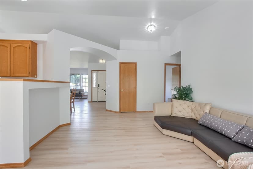 Property photo for 1825 SW 331st Street, Federal Way photo 16