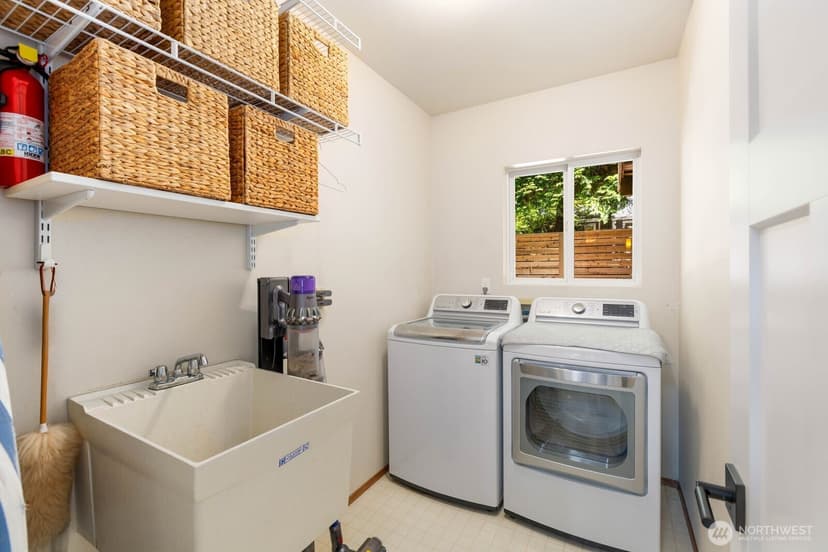 Property photo for 10920 NE 189th Street, Bothell photo 30
