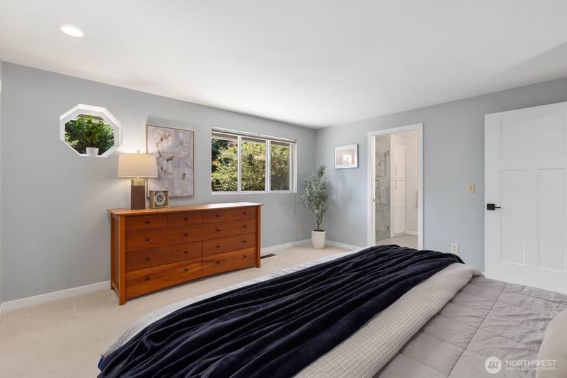 Property photo for 10920 NE 189th Street, Bothell photo 19