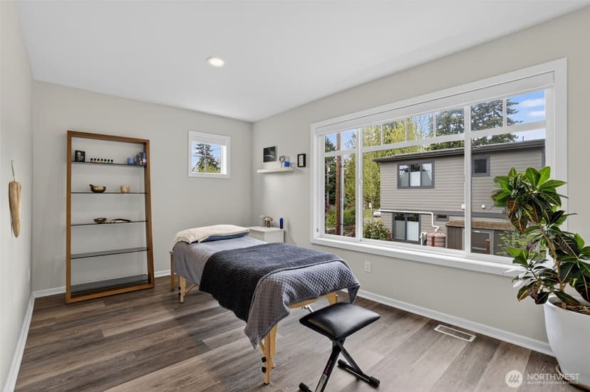 Property photo for 11419 NE 100th Street, Kirkland photo 33