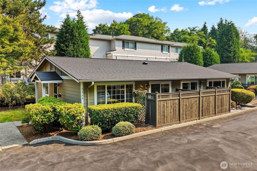 Property photo for 756 State Street S #756A, Kirkland photo 19