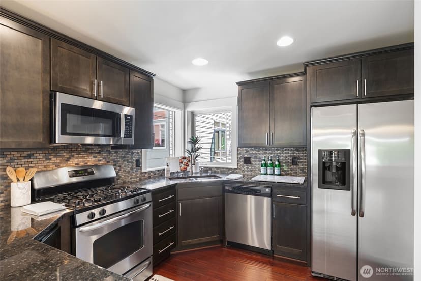 Property photo for 4507 Linden Avenue N #A, Seattle photo 11