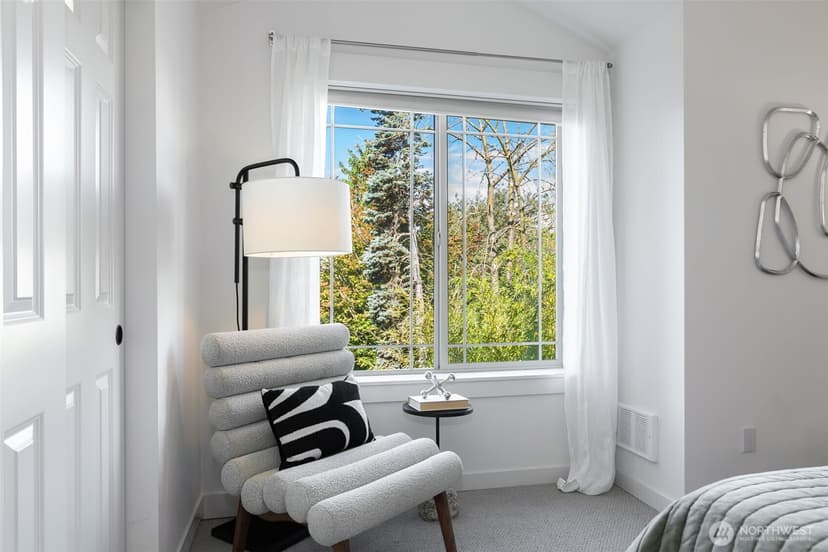 Property photo for 4507 Linden Avenue N #A, Seattle photo 25