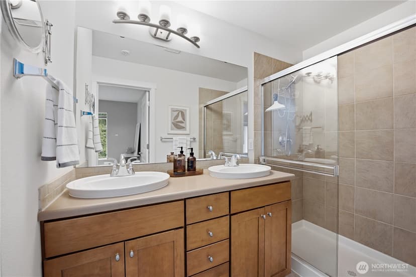 Property photo for 2908 SW Raymond Street, Seattle photo 18