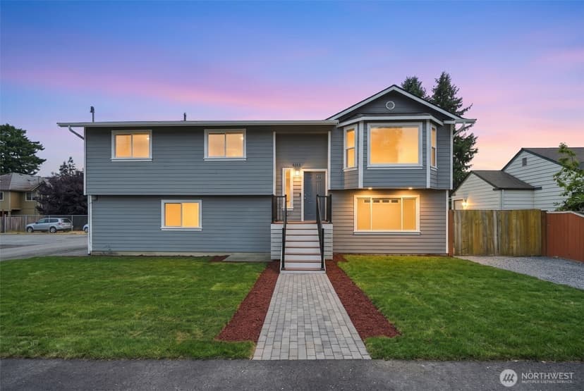 Property photo for 6809 Washington Avenue, Everett