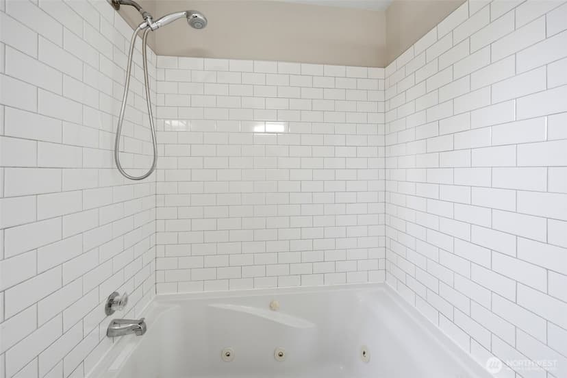 Property photo for 6809 Washington Avenue, Everett photo 15