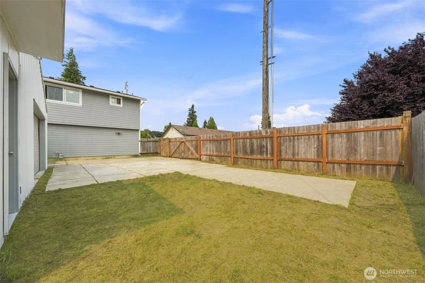 Property photo for 6809 Washington Avenue, Everett photo 30