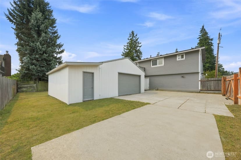 Property photo for 6809 Washington Avenue, Everett photo 26
