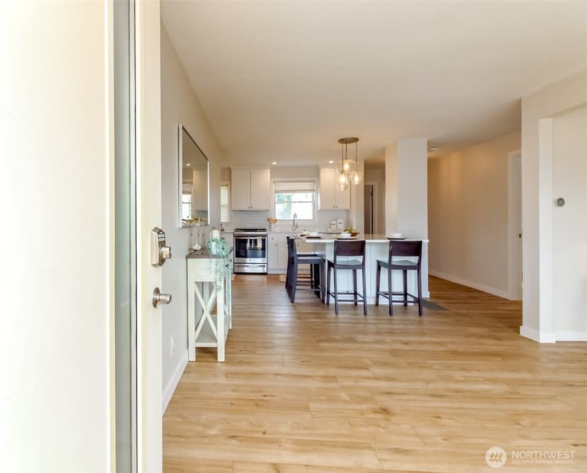 Property photo for 1621 S Durango Street, Tacoma photo 6