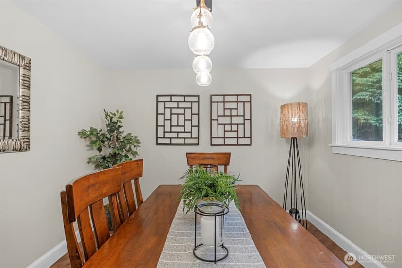 Property photo for 6505 NE Arrowhead Drive, Kenmore photo 29