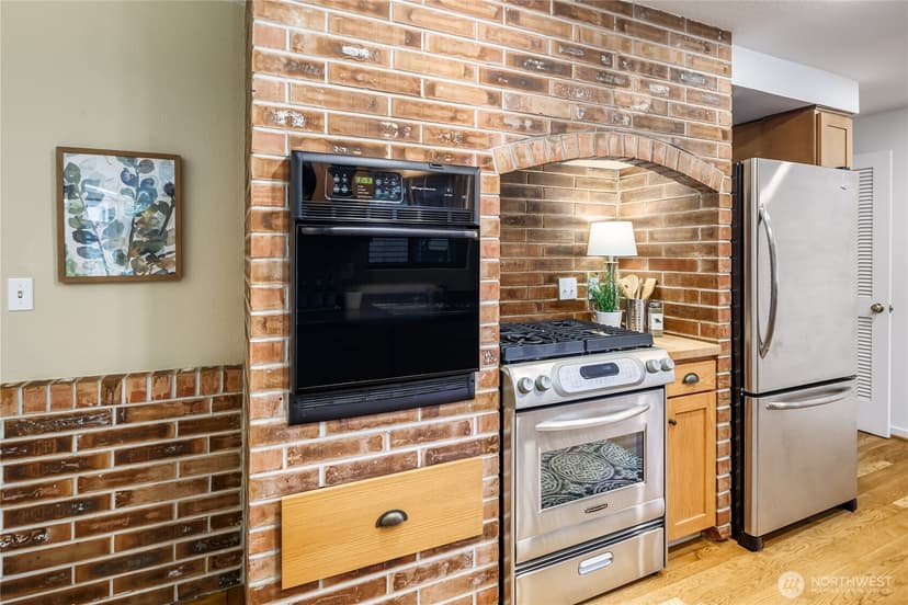 Property photo for 8504 216th Street SW, Edmonds photo 12