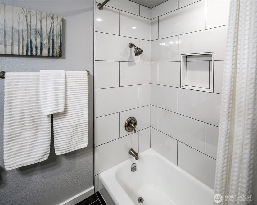 Property photo for 8504 216th Street SW, Edmonds photo 21
