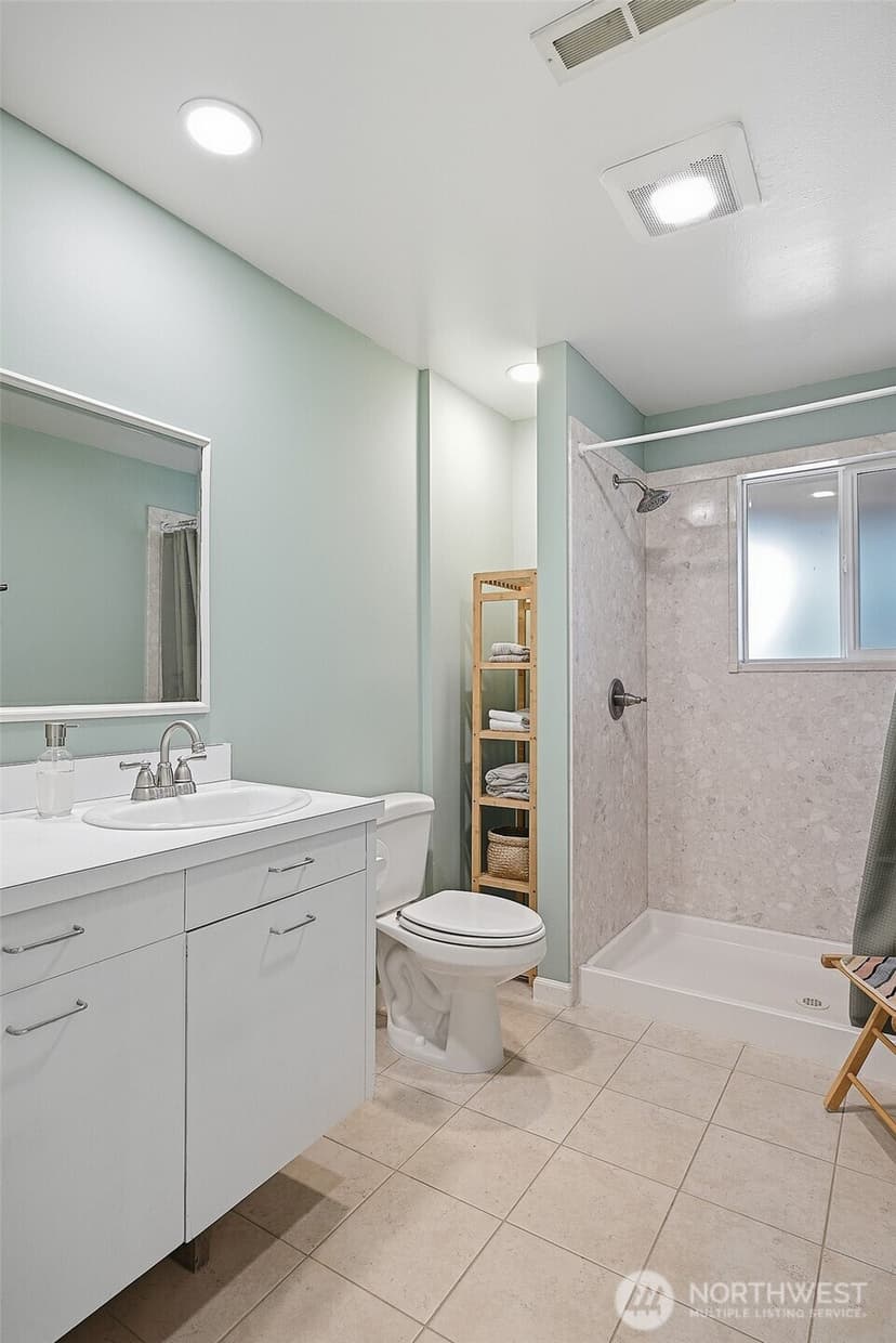 Property photo for 3021 NE 194th Street, Lake Forest Park photo 27