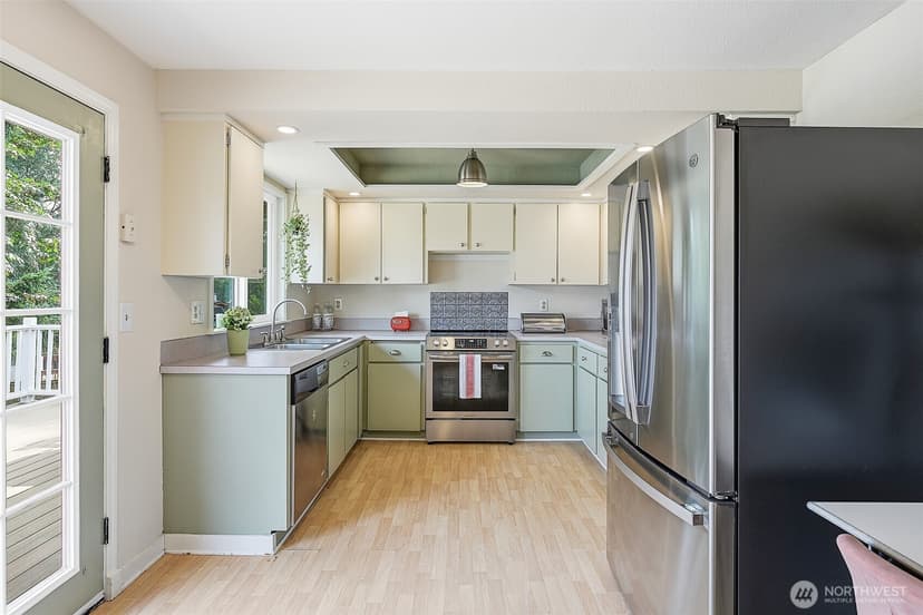 Property photo for 3021 NE 194th Street, Lake Forest Park photo 10