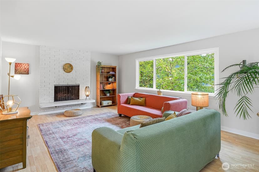 Property photo for 3021 NE 194th Street, Lake Forest Park photo 4