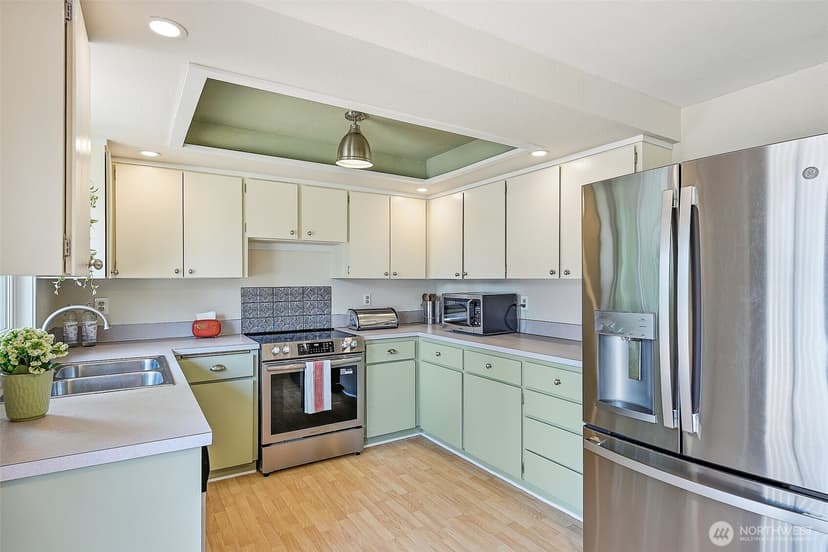 Property photo for 3021 NE 194th Street, Lake Forest Park photo 12