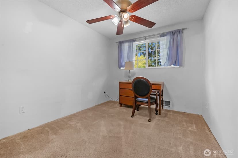 Property photo for 3330 120th Street SE, Everett photo 19