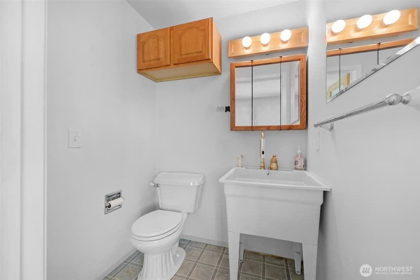 Property photo for 3330 120th Street SE, Everett photo 14