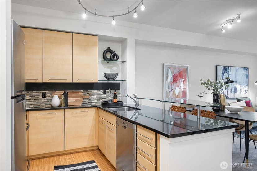 Property photo for 1410 E Pine Street #W205, Seattle photo 8