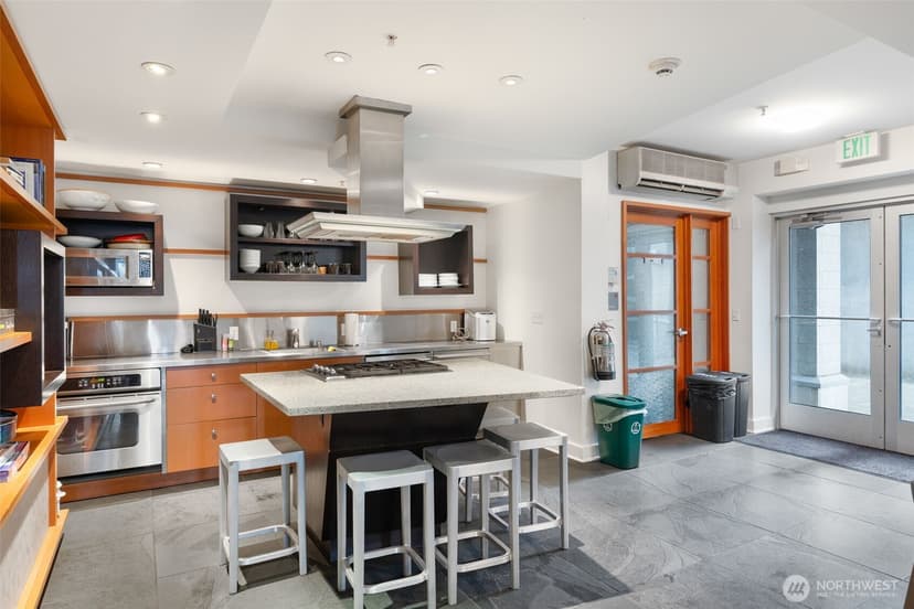 Property photo for 1410 E Pine Street #W205, Seattle photo 19