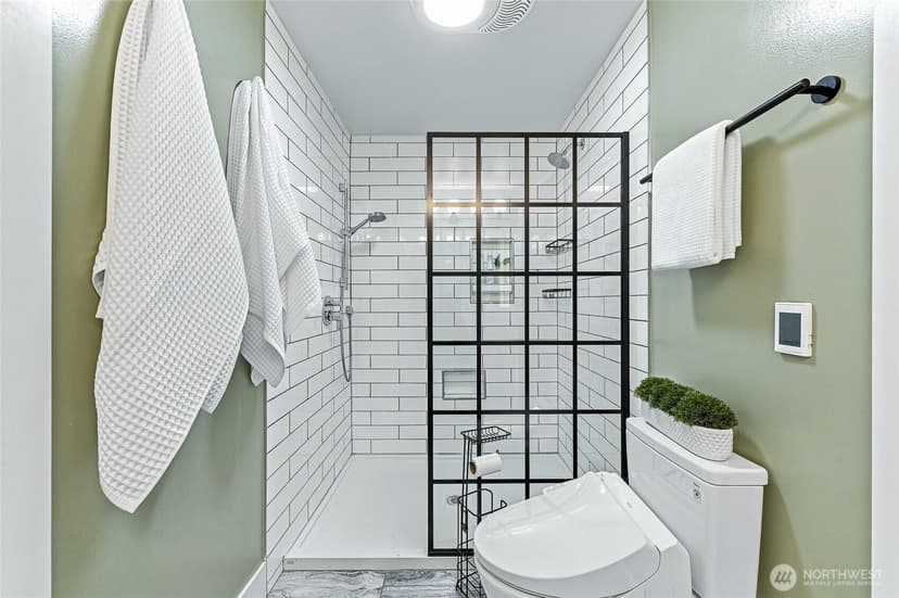 Property photo for 14309 19th Avenue NE, Seattle photo 22
