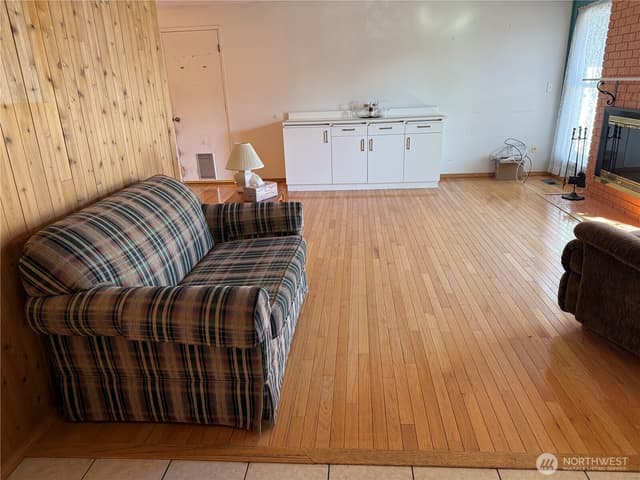 Property photo for 8610 Onyx Drive SW #A, Lakewood photo 4