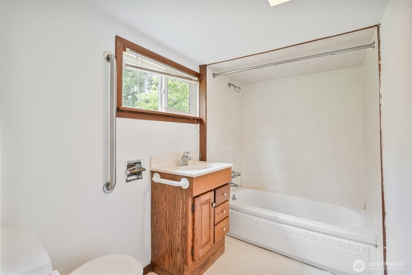 Property photo for 5104 S 368th Street, Auburn photo 19