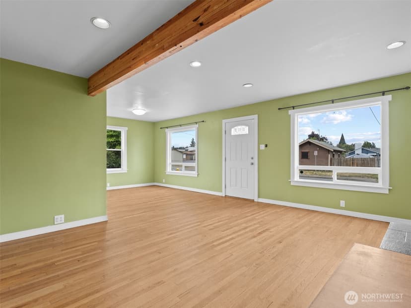 Property photo for 614 15th Street NW, Puyallup photo 9
