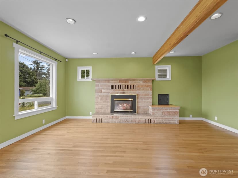 Property photo for 614 15th Street NW, Puyallup photo 4