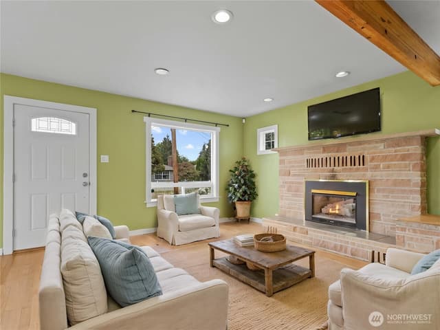 Property photo for 614 15th Street NW, Puyallup photo 5