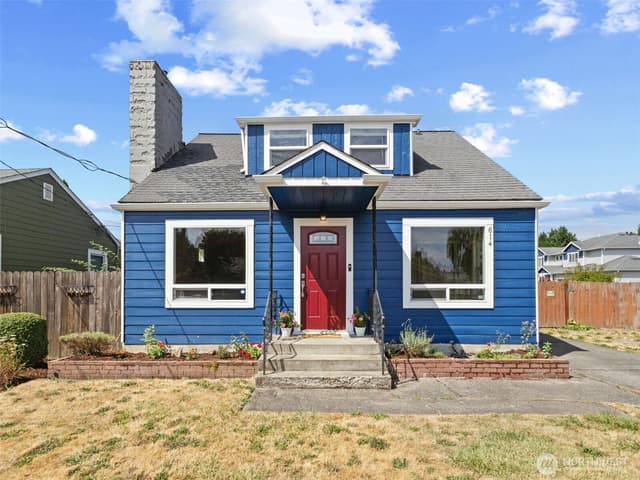 Property photo for 614 15th Street NW, Puyallup