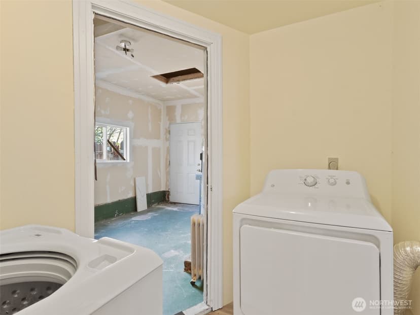 Property photo for 614 15th Street NW, Puyallup photo 25
