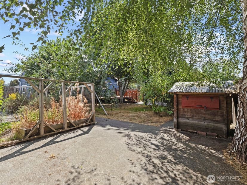 Property photo for 614 15th Street NW, Puyallup photo 30