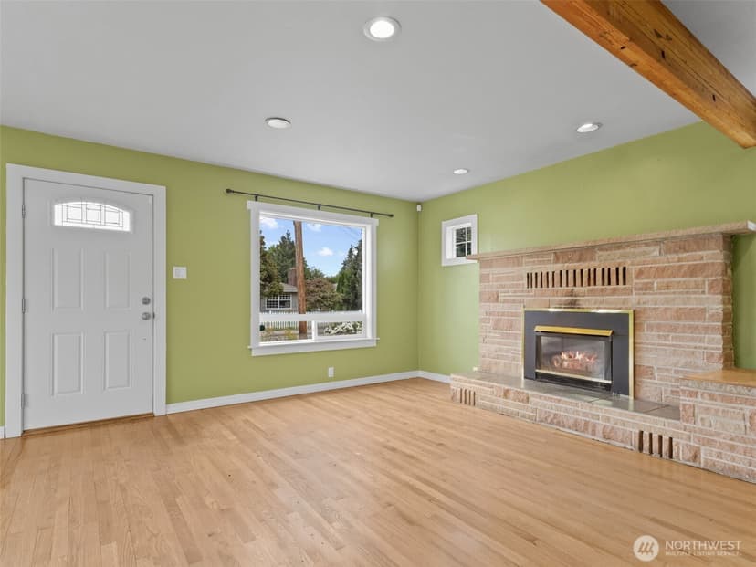 Property photo for 614 15th Street NW, Puyallup photo 6