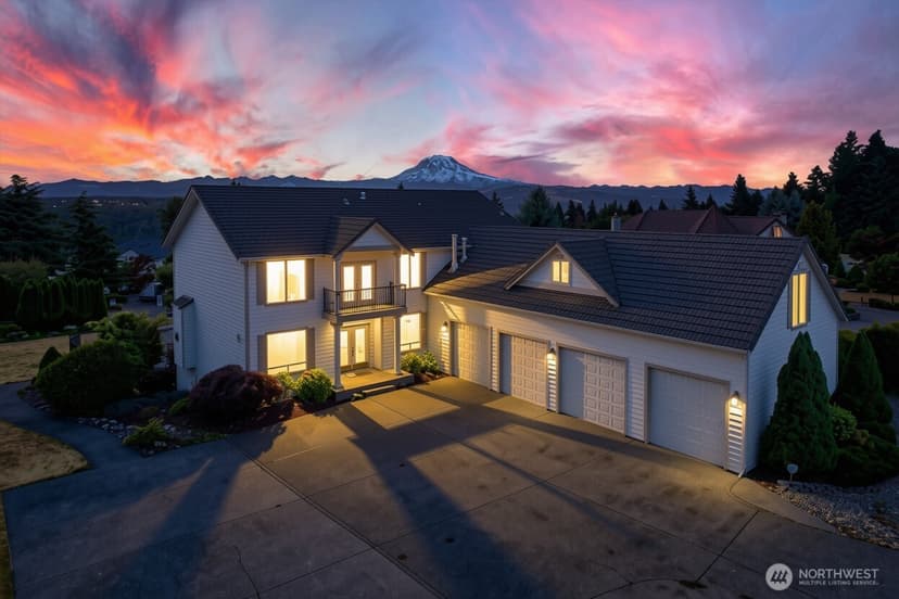 Property photo for 13502 144th Street E, Puyallup