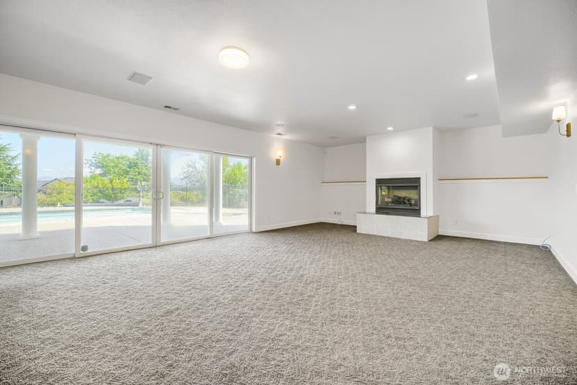 Property photo for 13502 144th Street E, Puyallup photo 27