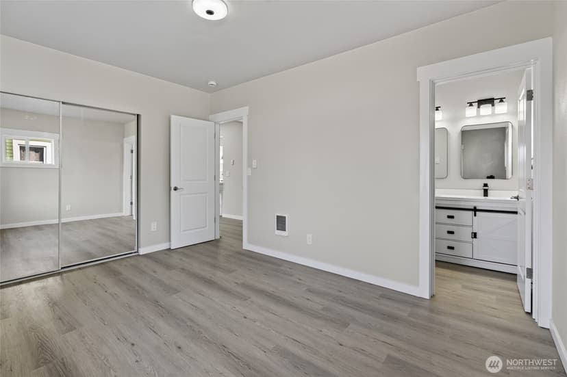 Property photo for 862 S 39th Street, Tacoma photo 11