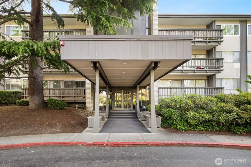 Property photo for 2500 81st Avenue SE #351, Mercer Island photo 26